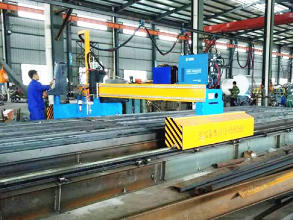 數(shù)控切割機(jī)